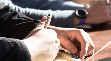 深圳市龙兴宝科技有限公司